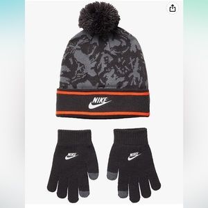 Nike Camo Beanie Gloves Set